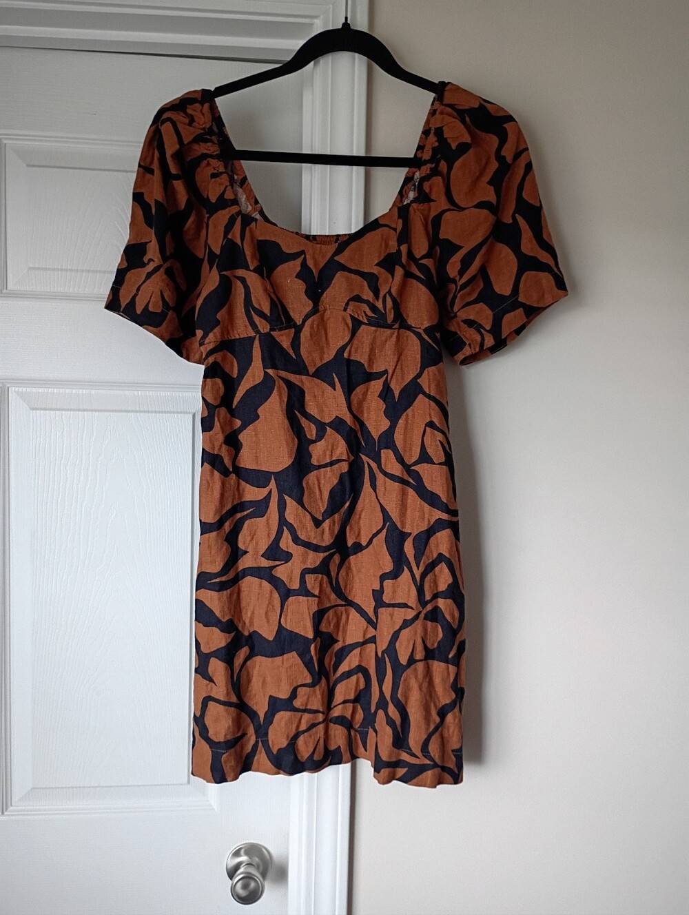 a new day Black & Rust Orange Floral Mini Dress XS
